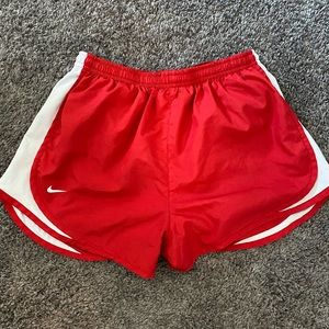 Nike athletic shorts with sports liner
